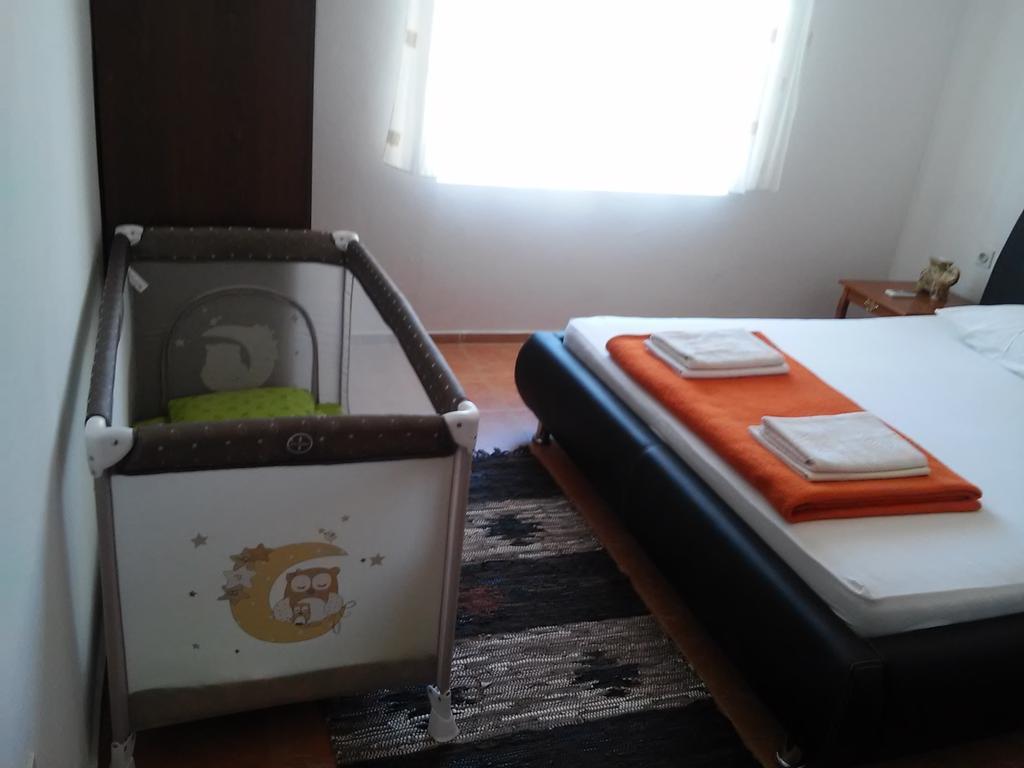 Apartmani Dado Ulcinj Exterior photo